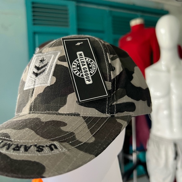 Universal Hat - Picture 14 of 16